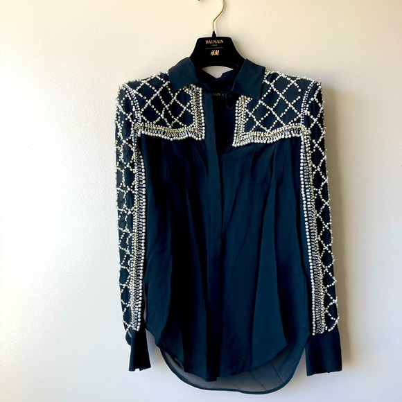 RARE! Balmain x HM embellished shirt in size 2. W/ original dust bag and hanger - Picture 3 of 6